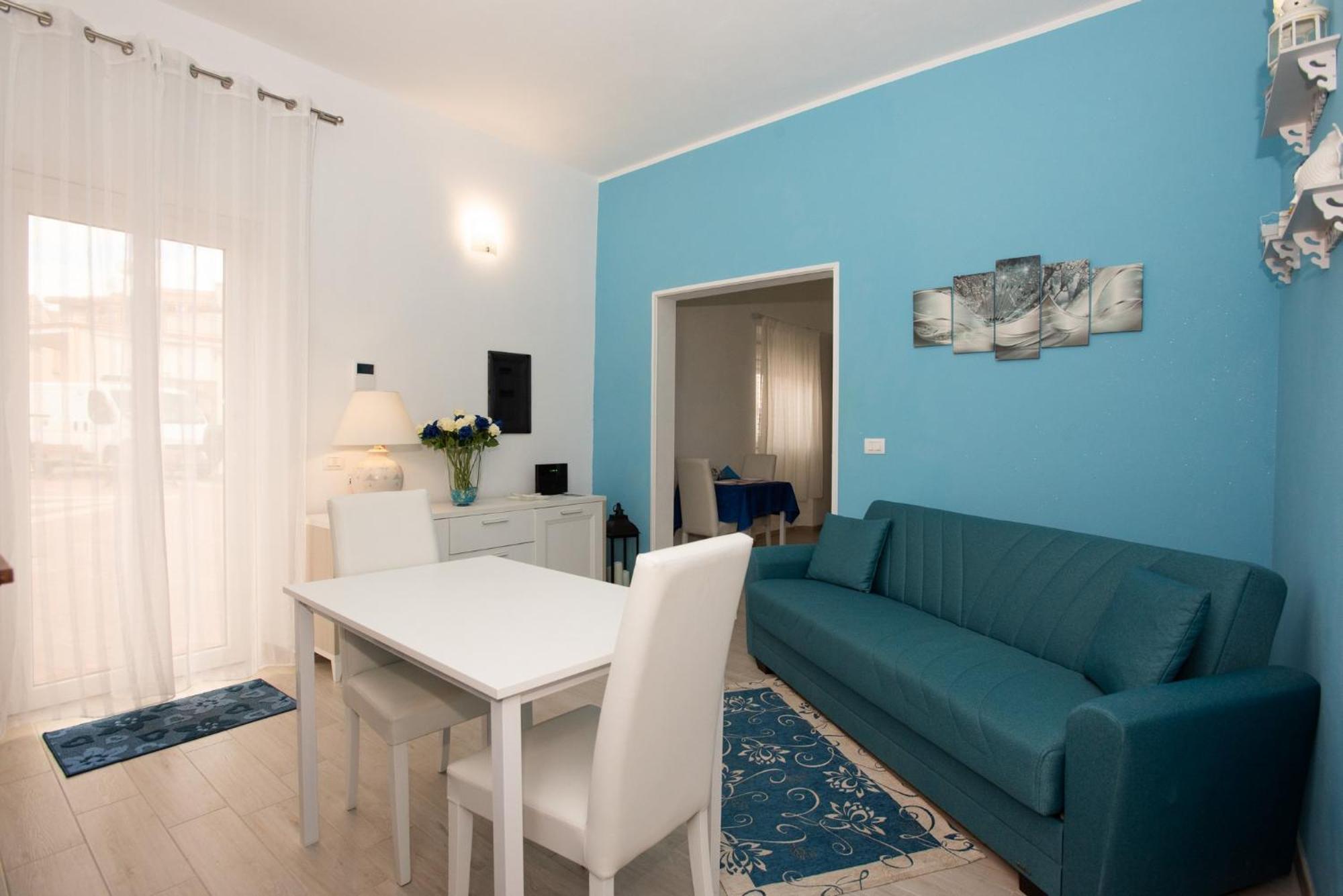 Affittacamere Le Rondini Domus De Maria Buitenkant foto