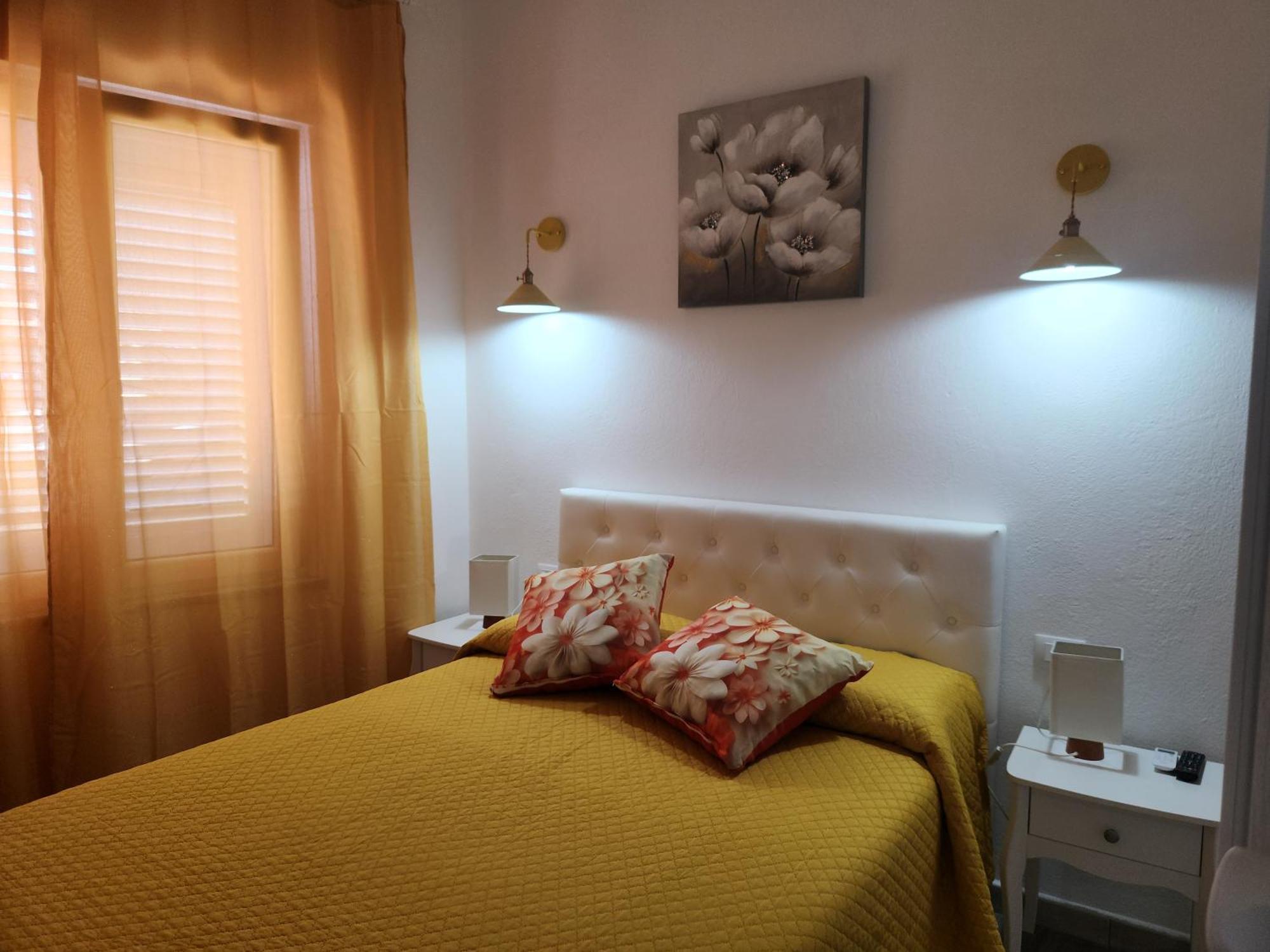 Affittacamere Le Rondini Domus De Maria Buitenkant foto